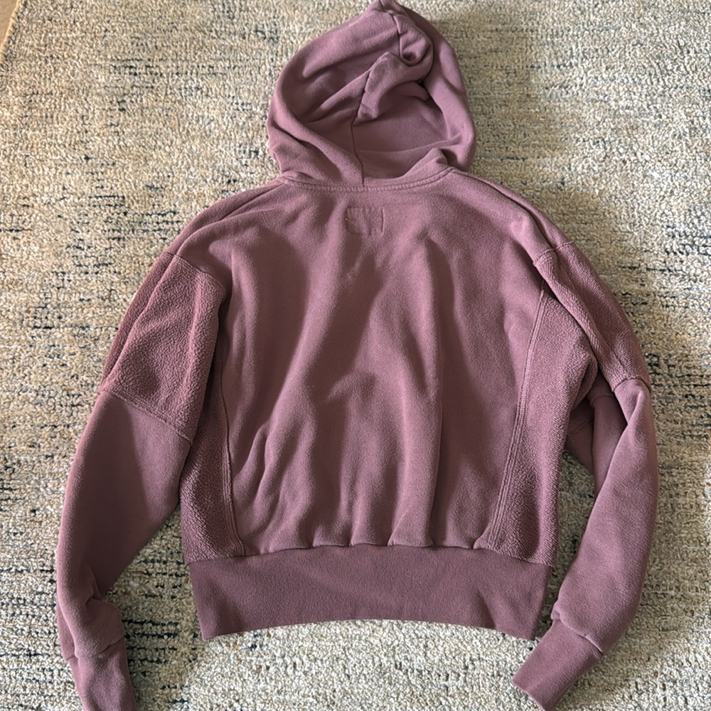 Abercrombie Cropped Mauve Hoodie Size Medium - Picture 8 of 10